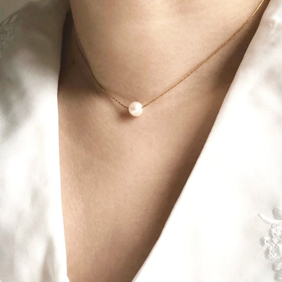 Single Freshwater Pearl Necklace - Picture 1 of 1